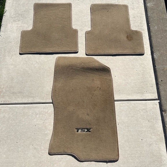 ACURA TSX 2013 tan floor mats - Picture 1 of 13